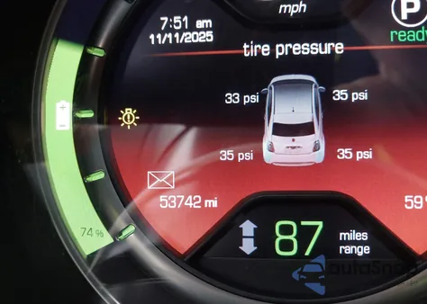 2016 Fiat 500E Battery Electric из США, поврежденный, VIN 3C3CFFGE1GT129687